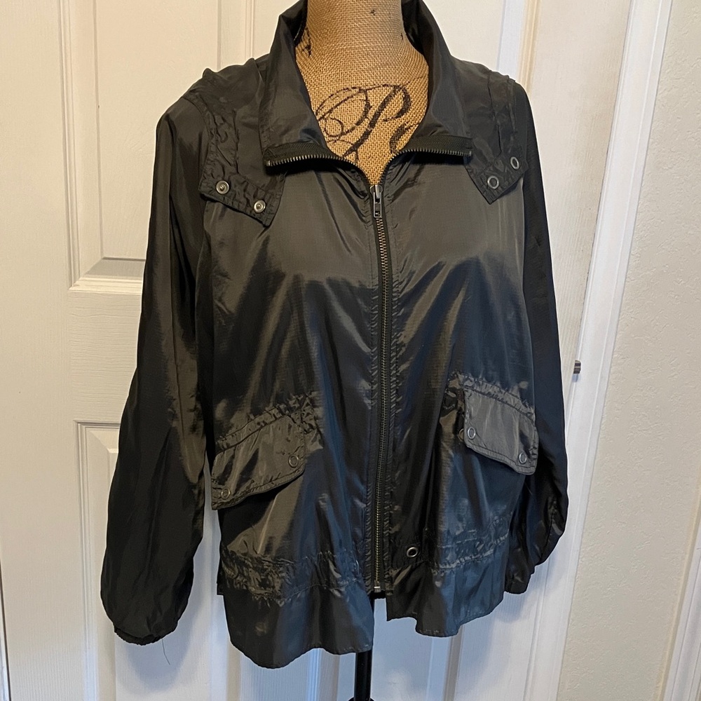 Free People Dark Olive green rain windbreaker lightweight zip front jacket L